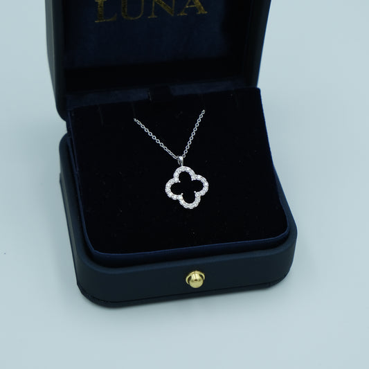 18ct White Gold Diamond Clover Pendant