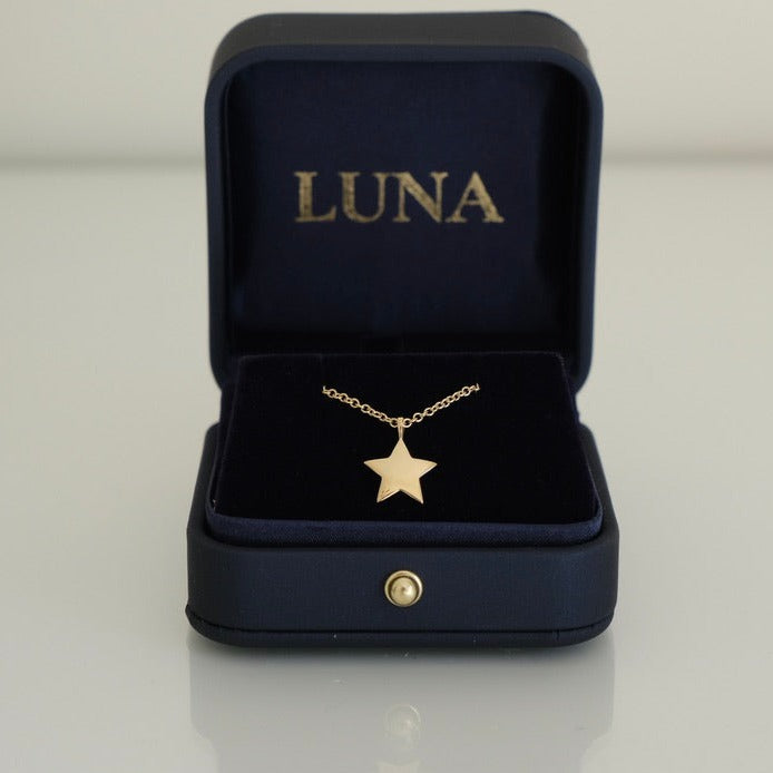 18ct Yellow Gold Star Pendant